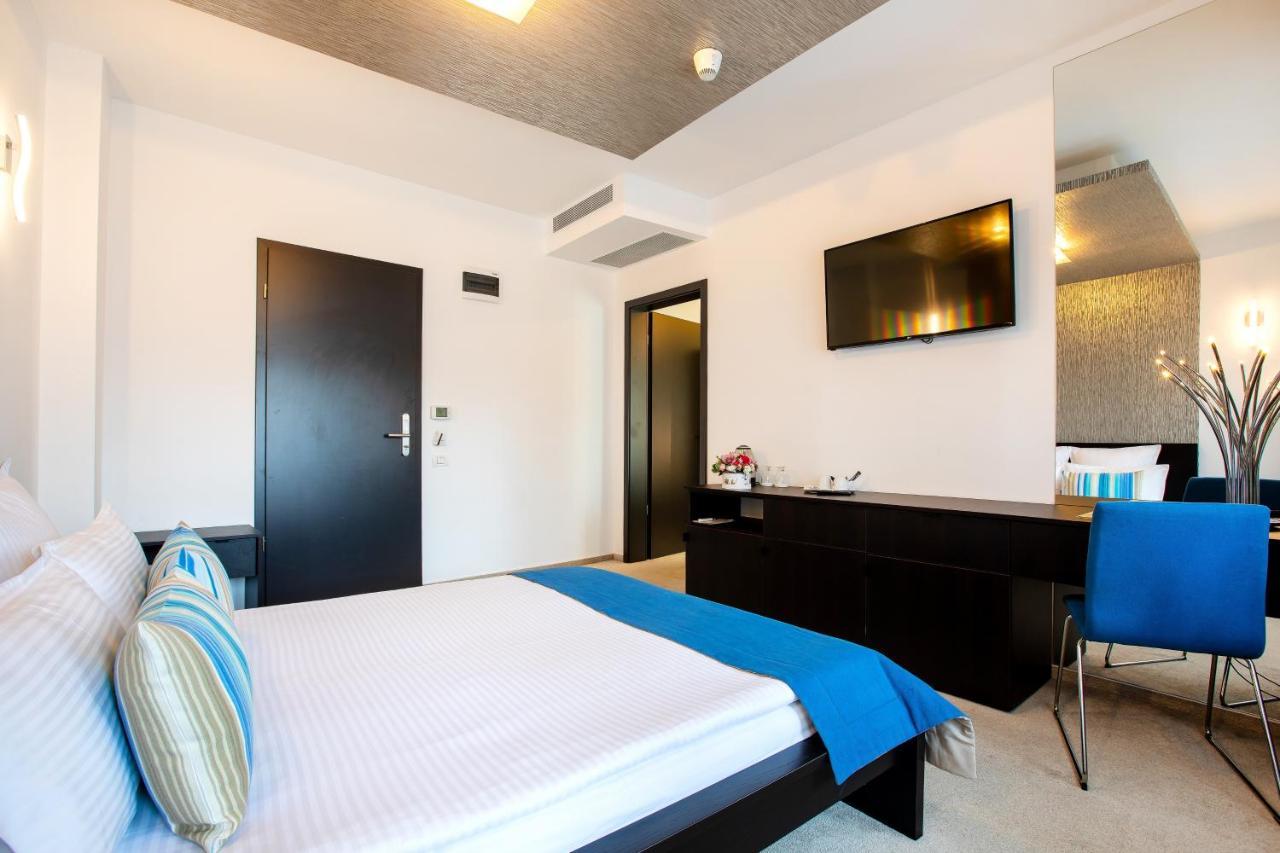 Duke Romana Center 3*